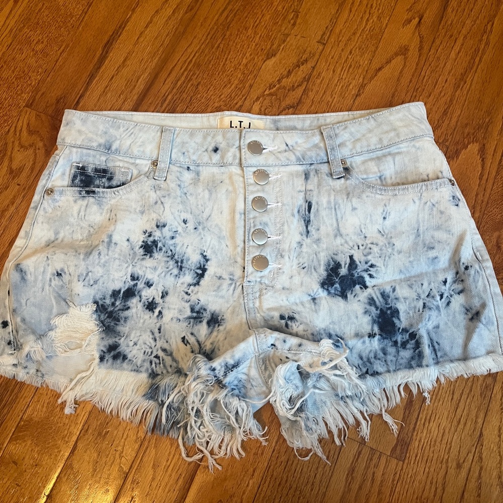 Letters to Juliet Jean Shorts